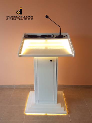 DAH�L� HOPARL�RL� KONU�MA K�RS�S� LED I�IKLI BEYAZ PARLAK LAKE ARKA KAPALI KAPAK G�R�N�M�