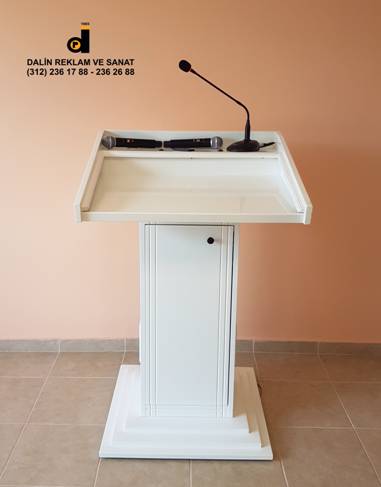 DAH�L� HOPARL�RL� KONU�MA K�RS�S� LEDL� BEYAZ PARLAK LAKE ARKA KAPALI KAPAK G�R�N�M�