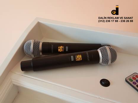 DAH�L� HOPARL�RL� KONU�MA K�RS�S� TELS�Z M�KROFONLAR
