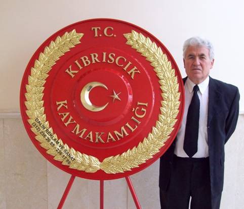 KAYMAKAMLIK KABARTMA KIBRISCIK AY YILDIZLI �APRAZ YAPRAKLI 100 CM L�K