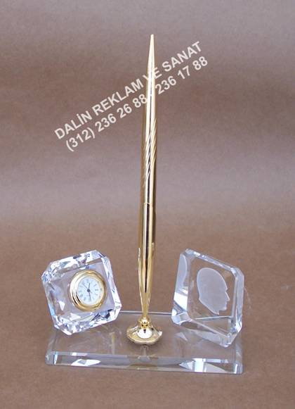 KR�STAL TABANLI SAATLI PANOLU PROTOKOL KALEM