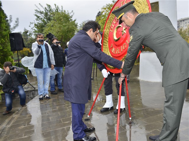 D�YARBAKIR VAL�L��� �ELENG�