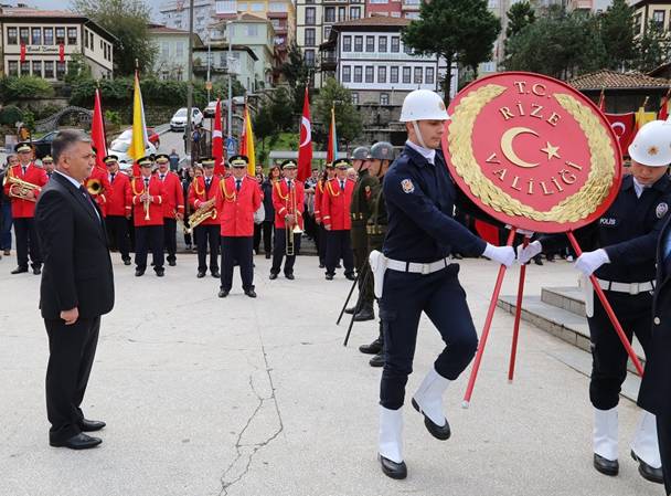 R�ZE VAL�L��� �ELENK